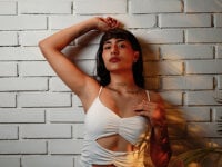 valentinaleon_'s Offline Chat Room