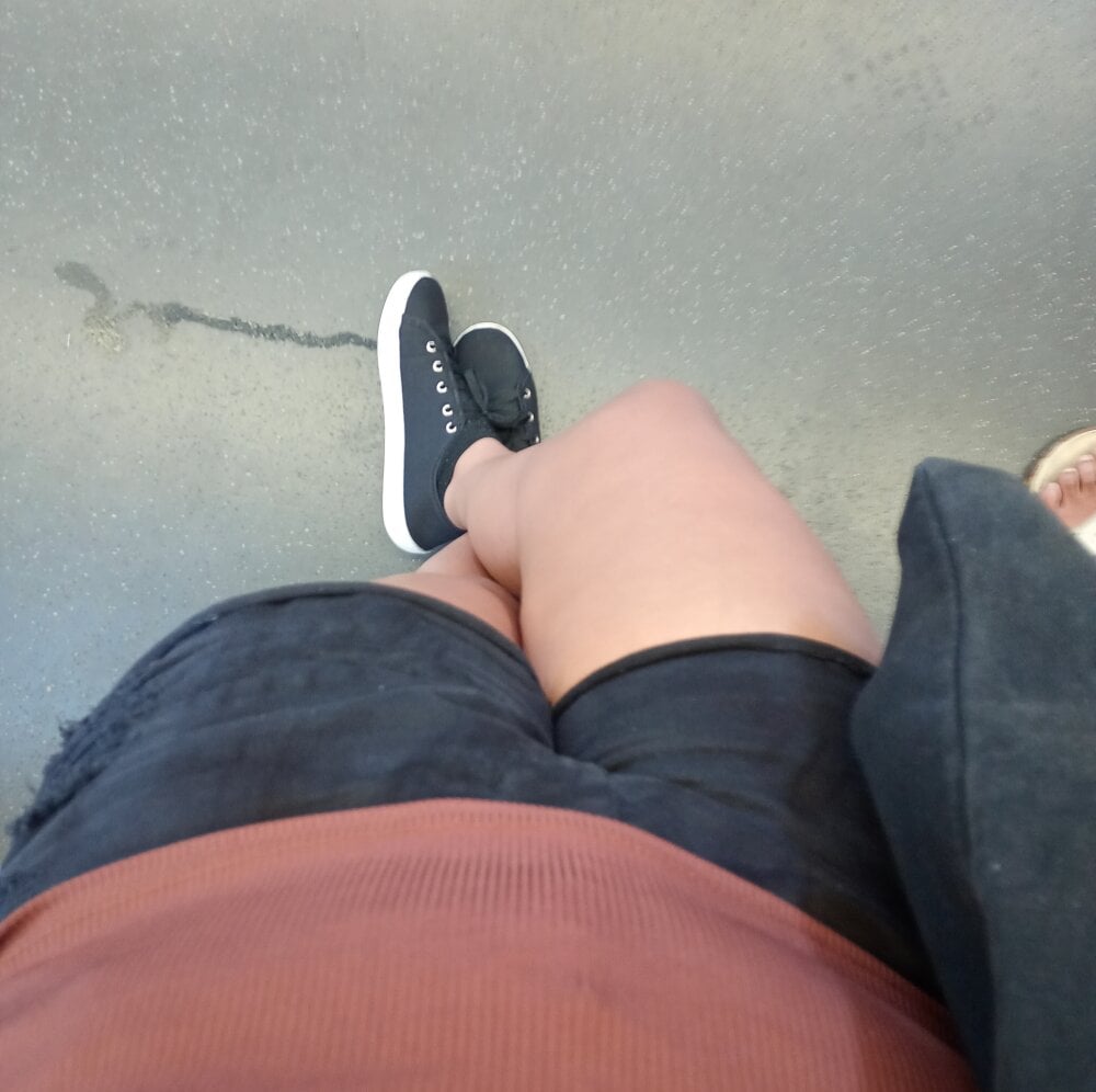 badgirlwebcam.com bellax2 livesex profile in bisexual cams