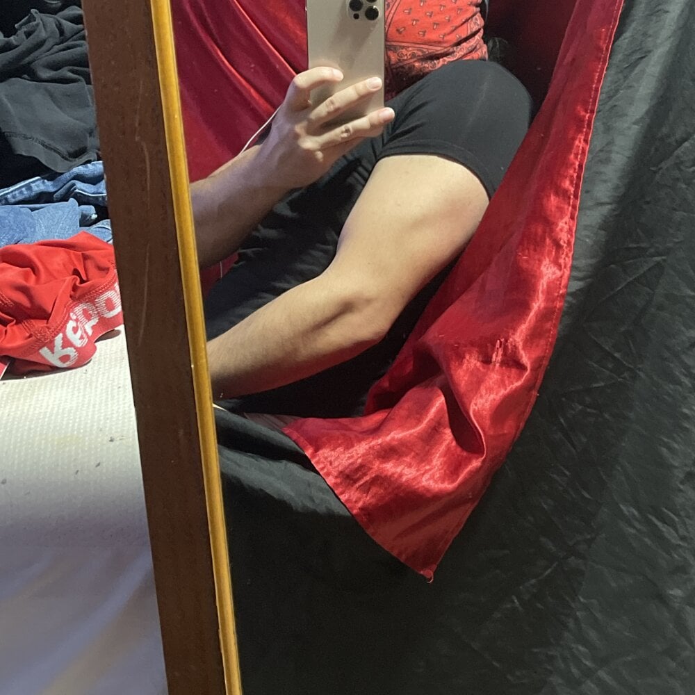 lostlovecraft from stripchat