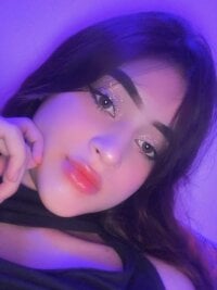 Nataly_ruits' Offline Chat Room