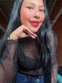 Sasha_Willow's Offline Chat Room