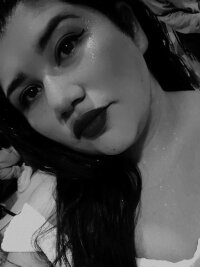 mishell_cardenas_t's Offline XXX Chat