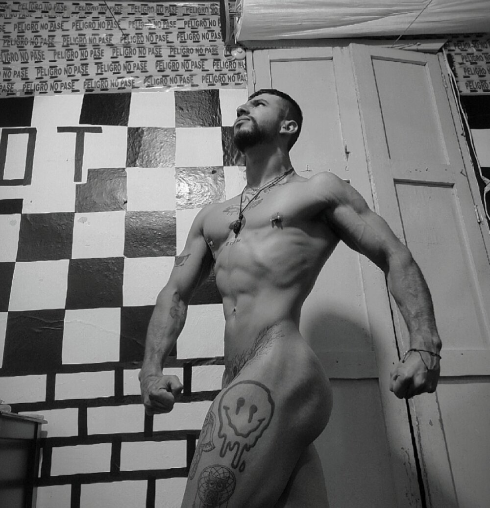 TENTATIONSxxx's Offline XXX Chat