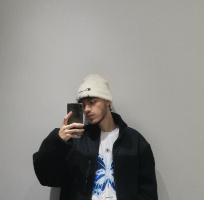 jeycoli from stripchat