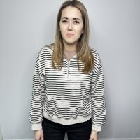 HenriettaGledhill's Offline XXX Chat