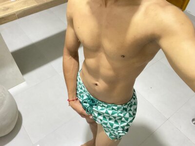 JuanFerBoy_ Live Cam on StripChat