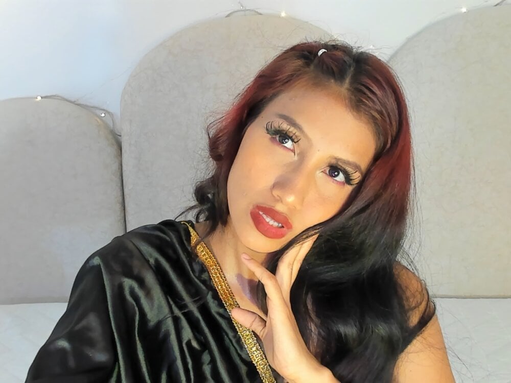 naomiii__