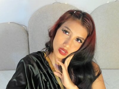 Naomiii__