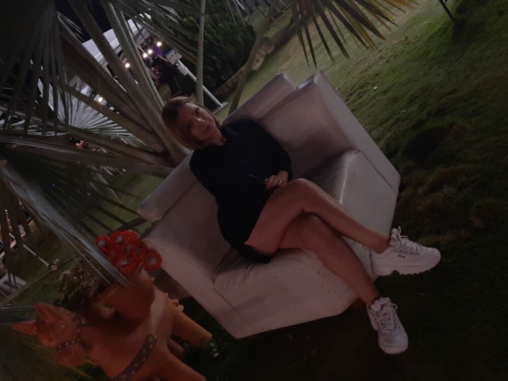 Live sex webcam photo for fauna_x #289914656