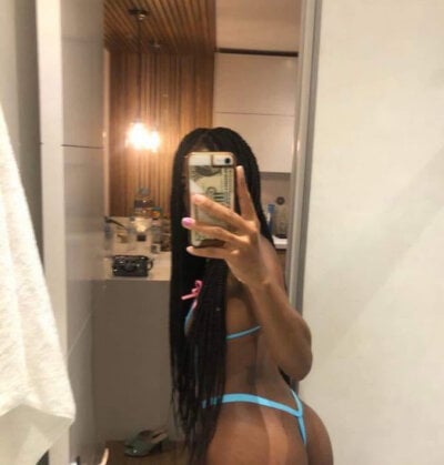 Holly_Baddie