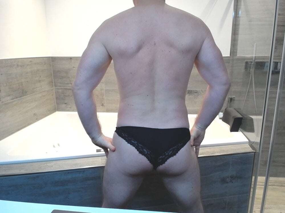 suesser_abspritzer2's Offline XXX Chat