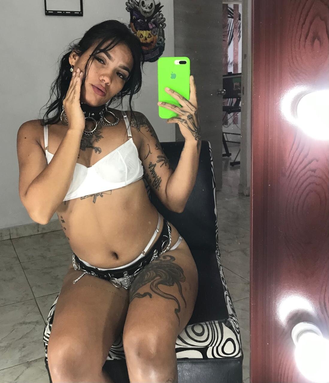 tattooed_miss