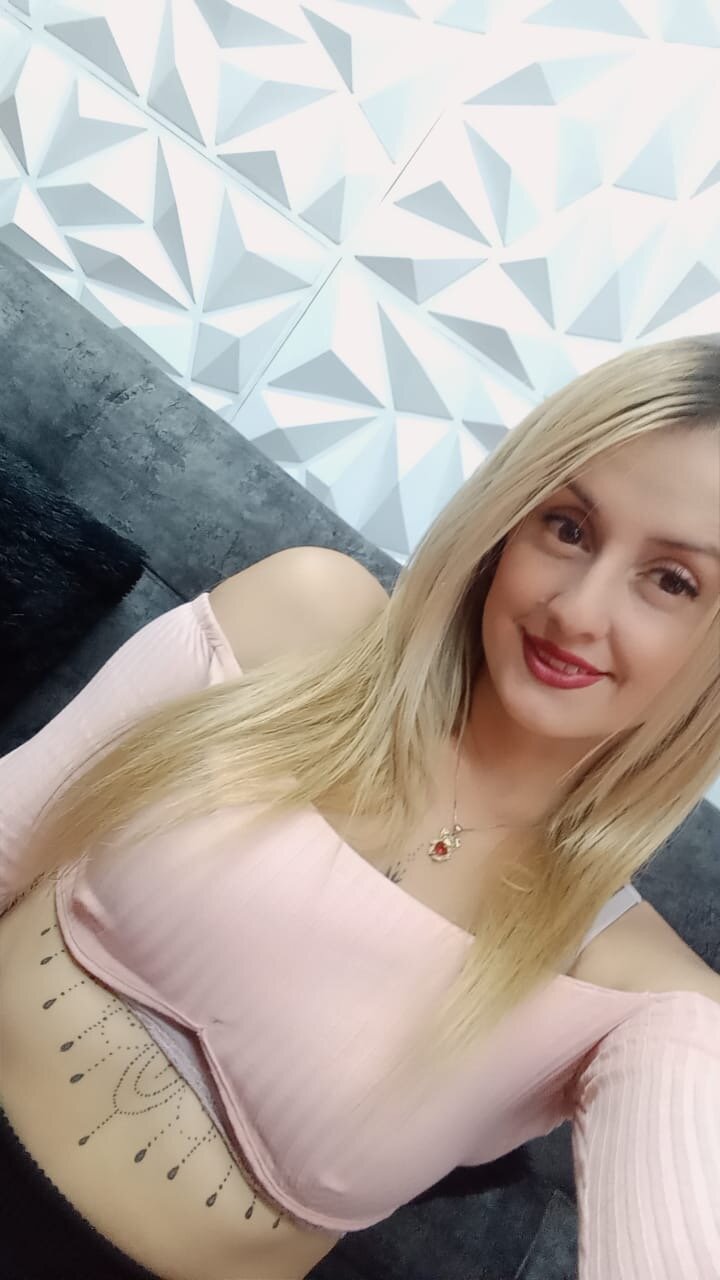 Maia_Brown1