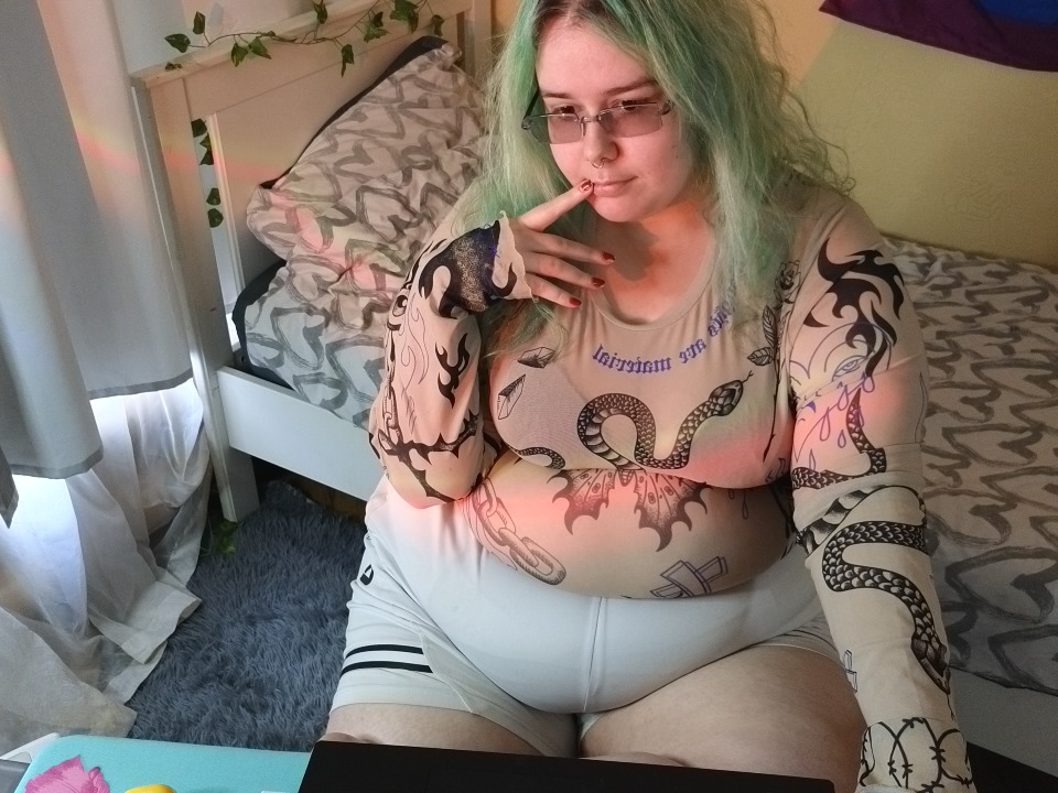 rudecam.live jannpower livesex profile in kingdom-of-far-far-away cams