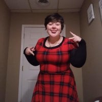 Red_Rage_Royalty's Offline Chat Room