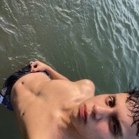 brian-1212's webcam live show