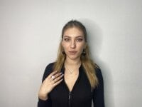 DianaMooree's Offline Chat Room