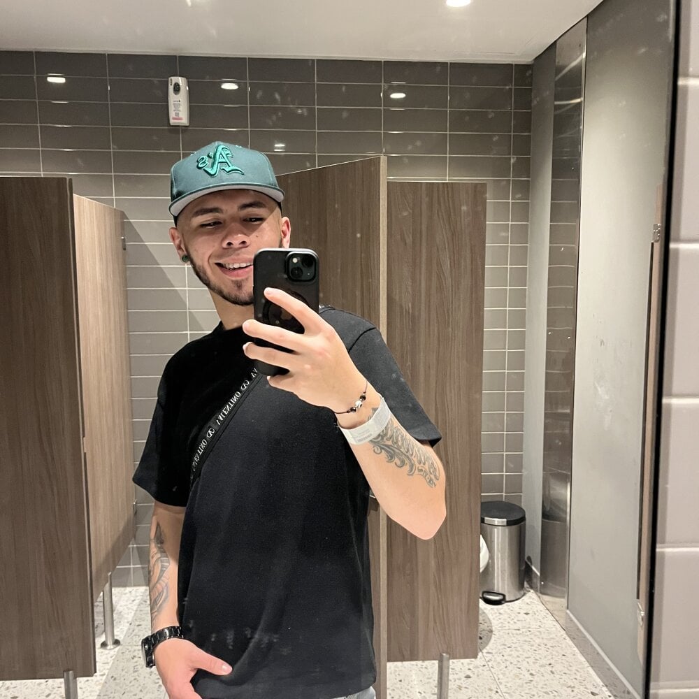 DavidNyx's Live XXX Chat