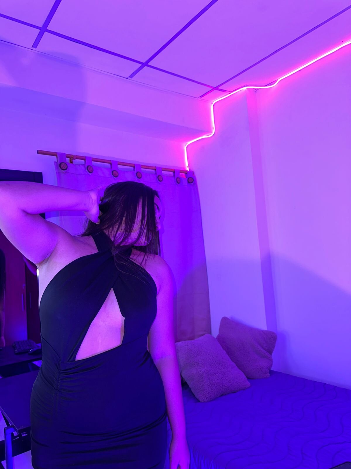 Emma_Cherry_1