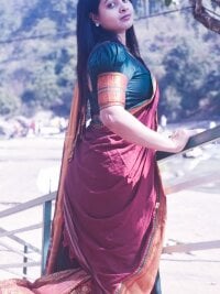 priya69desi's Offline Chat Room