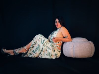 Dana_Jeins