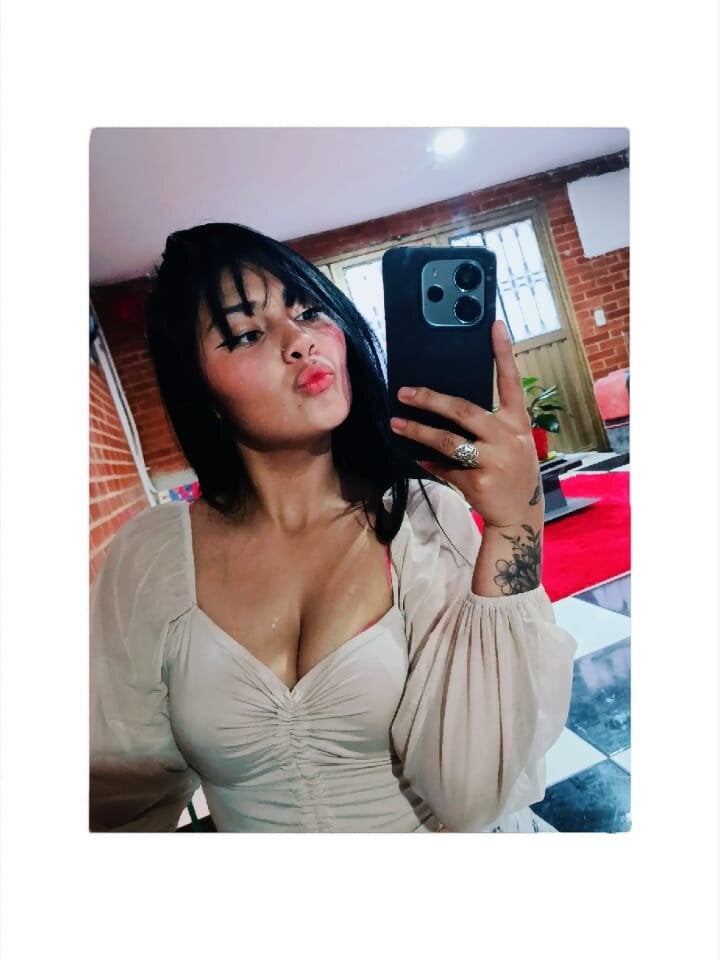 free6cams.com lia_rose_6 livesex profile in canadaottava cams