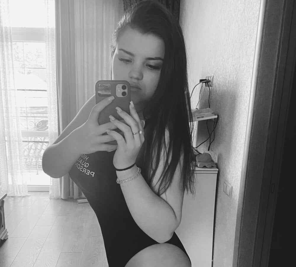 Theowonder nude on cam A