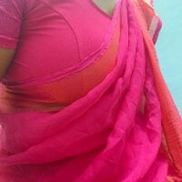 Tamil-ammu27's Offline XXX Chat