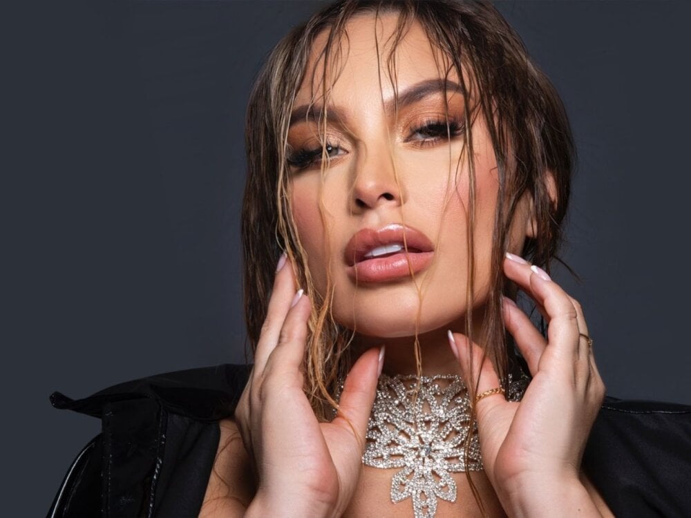 Modelo Webcam Lizz_Tayler: Chat & Show de Sexo en Vivo Gratis | Stripchat