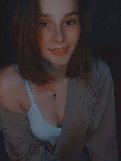 DariAngeI 🎷 online nude chat