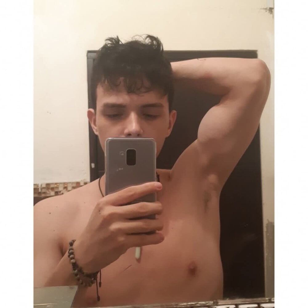 xxaviermendez from stripchat