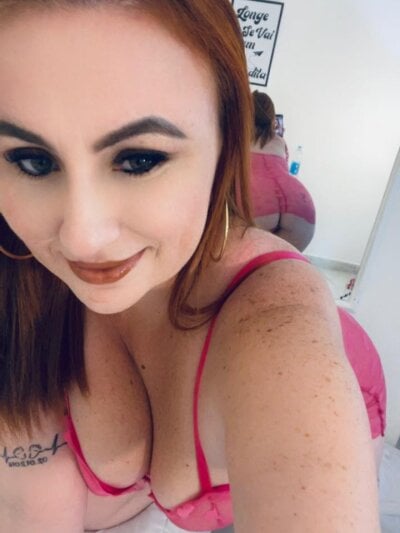 Mia_lourence