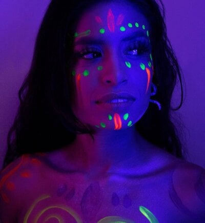 abrilrousee from stripchat