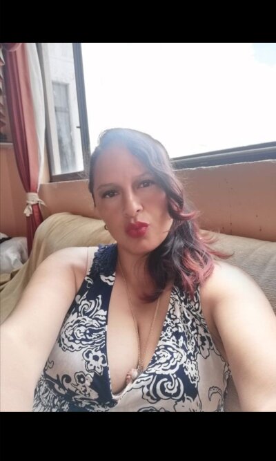 Andeanwoman1