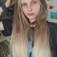 aussie420babe's Offline Chat Room