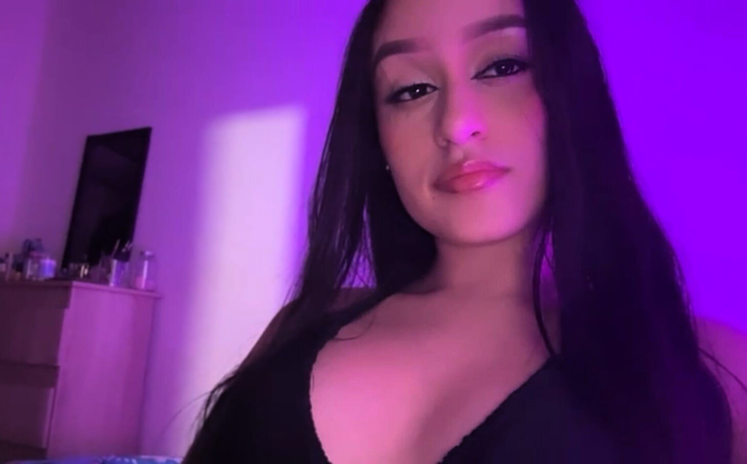 Mia_Winters_