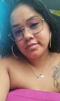 azul_rodriguezz's Offline Chat Room