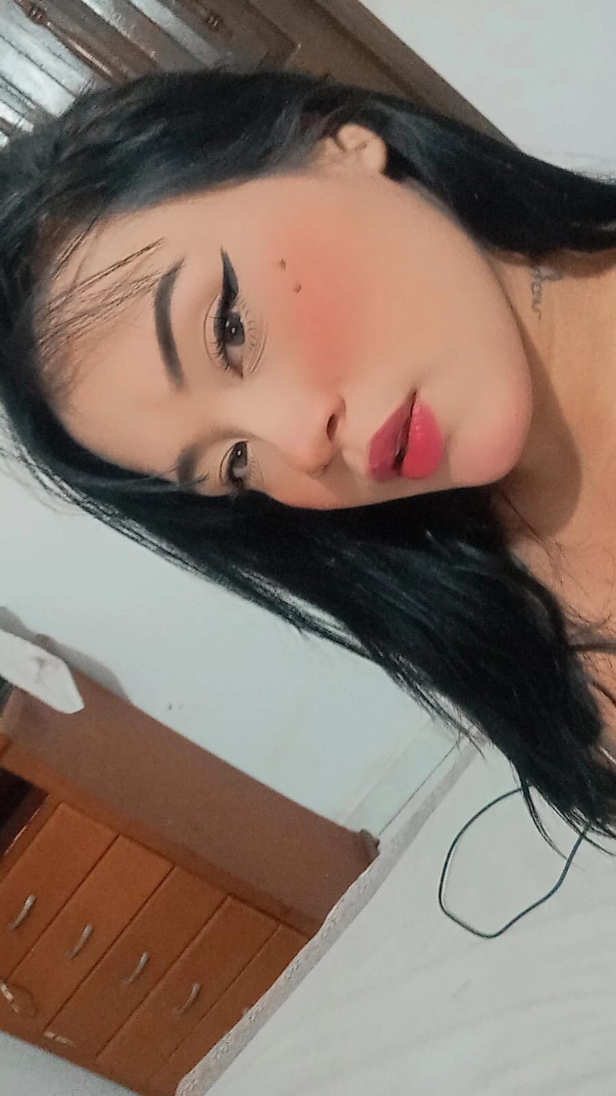 Mia_cam02