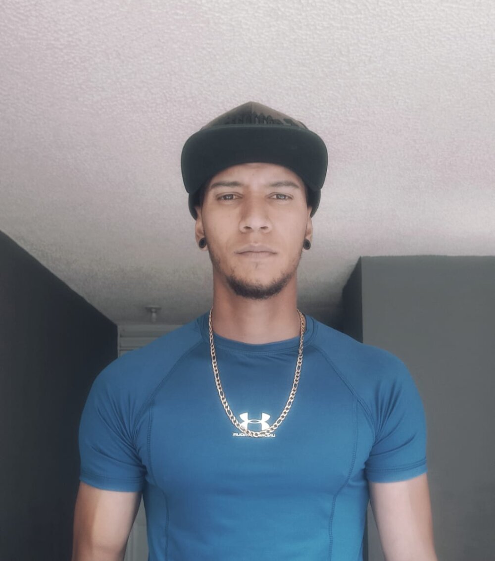 Omar_bigcock profile
