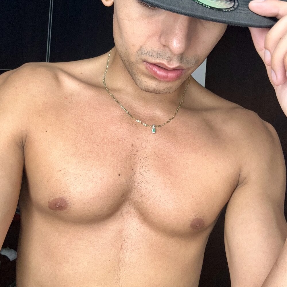 sex_hotmen from stripchat