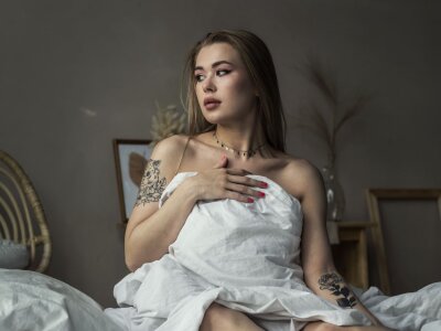 MillyMaay 🛎 cam