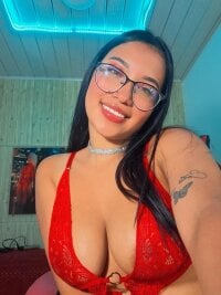 susan_mooree's webcam live show