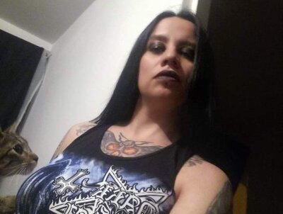queen_of_evil 🤰 online naked chat
