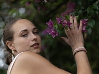 leossecret's webcam live show