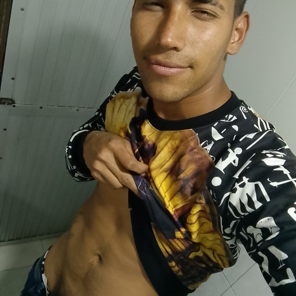 grate21234's Offline XXX Chat