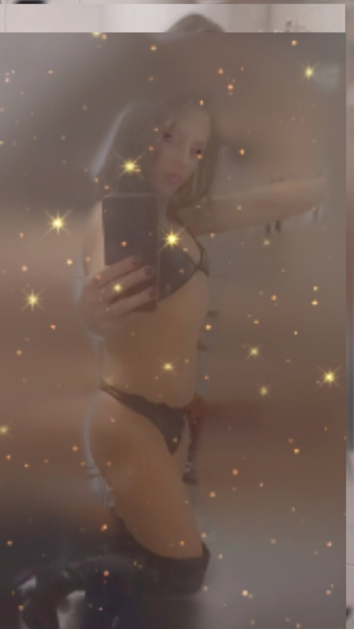 TrixyToy25