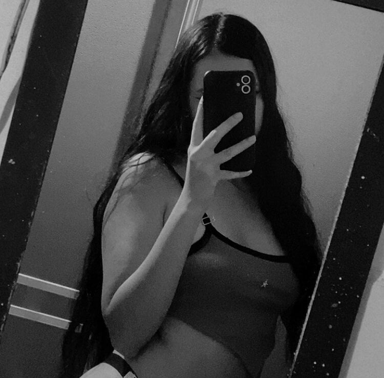 6livesex.com latinnheatxx livesex profile in in-a-place-full-of-orgasms cams