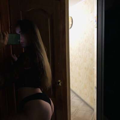 Elli2003 🔲 online sex stream