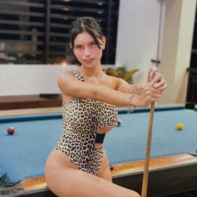 AdriannaCane - Stripchat Glamour Best Cam2cam Trans 