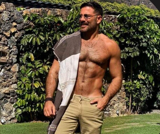 badroooooojhj's most recent online preview